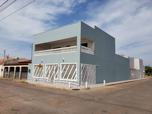 #1001 - Sobrado para Venda em Cáceres - MT