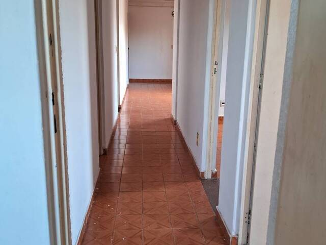 Apartamento para Venda em Cuiabá - 4