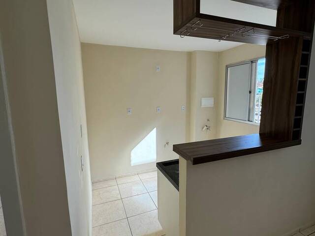 Apartamento para Venda em Cuiabá - 4